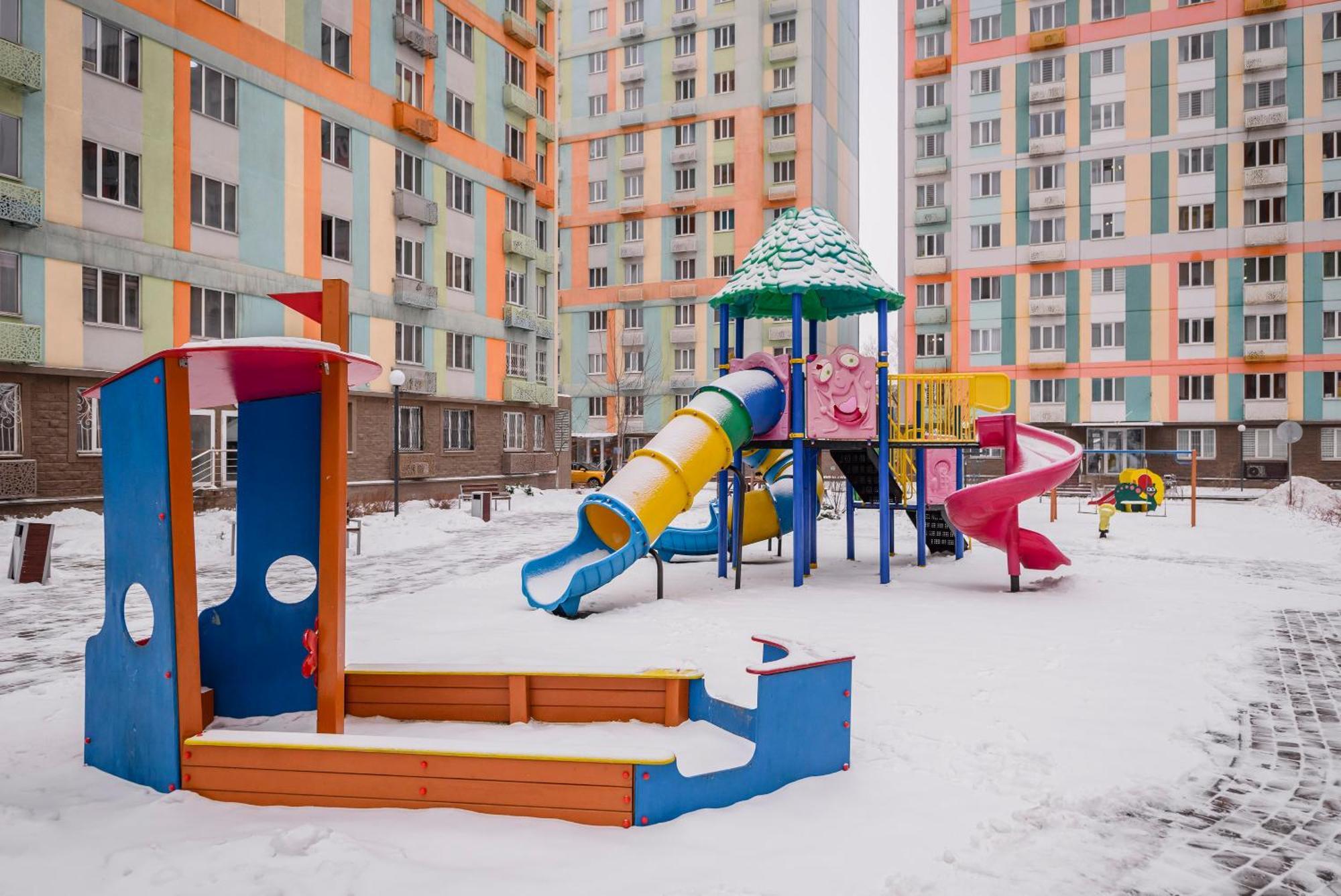 Apartment дома -квартира в центре Almaty